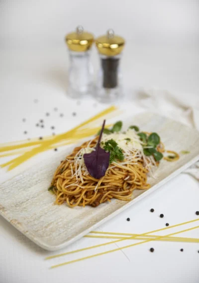 Bolognai spaghetti, parmezánnal