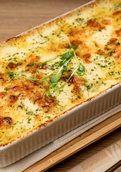 Besütött sajtos gnocchi csirkemellfalatkákkal